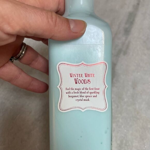 RARE Bath & Body Works Winter White Woods Lotion 15 oz Discontinued Scent HTF - Picture 4 of 7